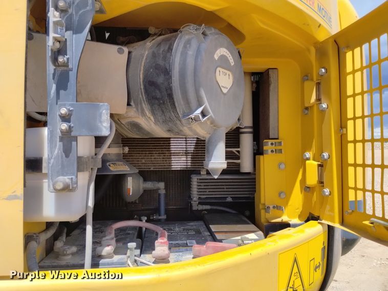 image for item DN6496 2010 Komatsu PC228USLC-8  excavator