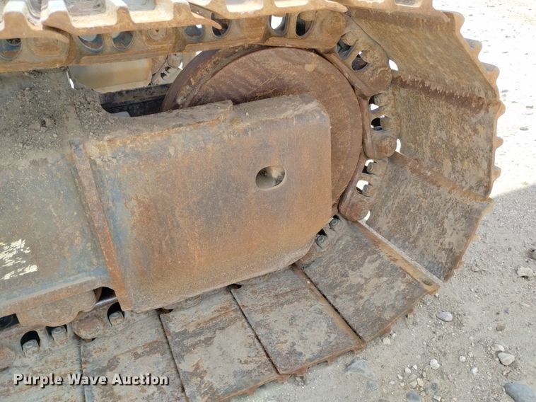 image for item DN6496 2010 Komatsu PC228USLC-8  excavator