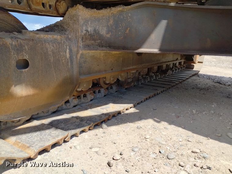 image for item DN6496 2010 Komatsu PC228USLC-8  excavator