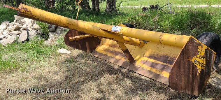 image for item DN8517 Econo Mover  8'W box blade