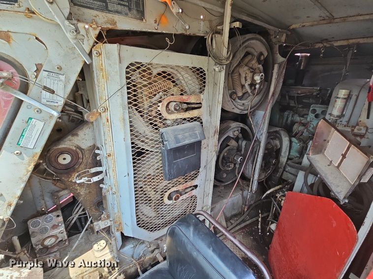 image for item DO2765 FMC Link Belt LS-118  crane