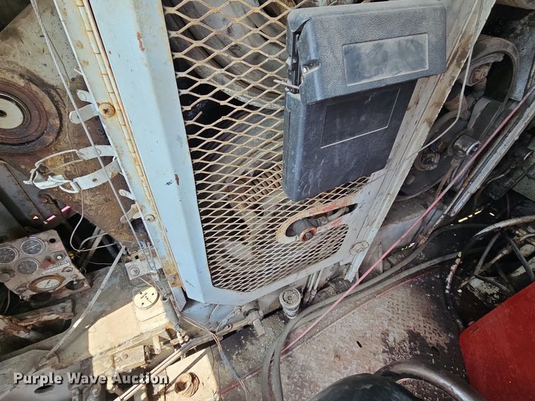 image for item DO2765 FMC Link Belt LS-118  crane