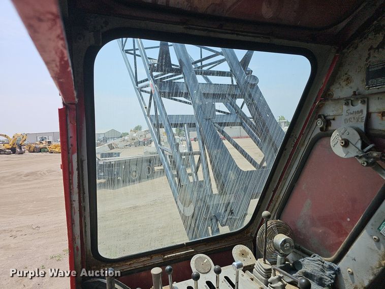 image for item DO2765 FMC Link Belt LS-118  crane