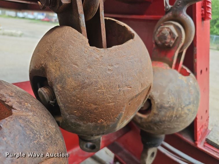 image for item DO2765 FMC Link Belt LS-118  crane