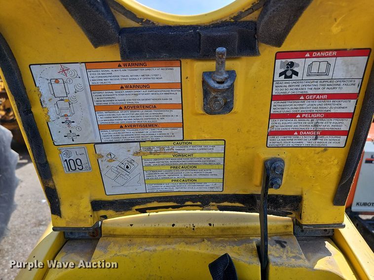 image for item DO2766 Wacker RT  trench compactor