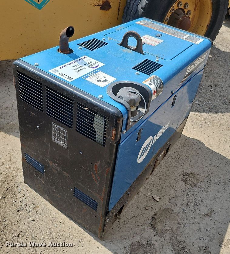 image for item DO2768 Miller Trail Blazer 325 EFI  welder/generator