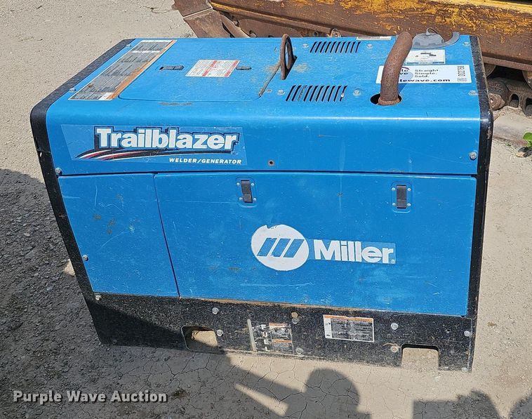 image for item DO2768 Miller Trail Blazer 325 EFI  welder/generator