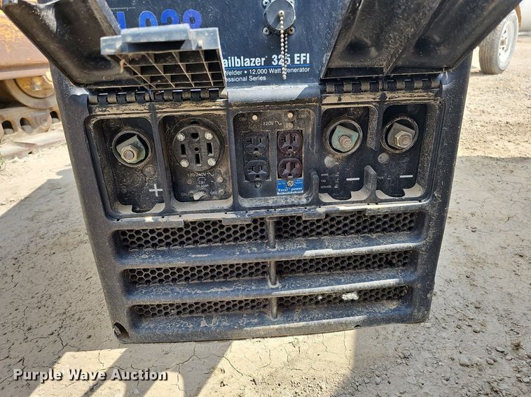 image for item DO2768 Miller Trail Blazer 325 EFI  welder/generator