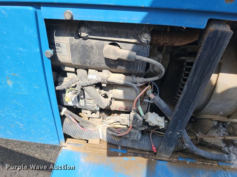 image for item DO2768 Miller Trail Blazer 325 EFI  welder/generator