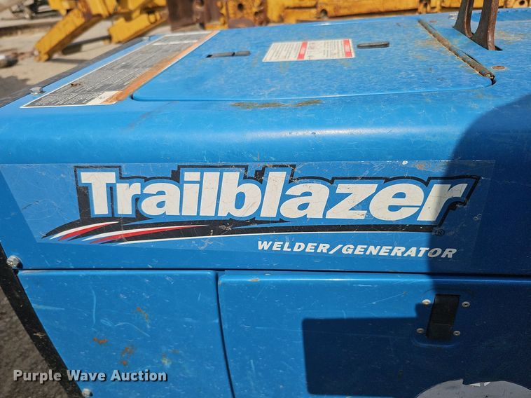 image for item DO2768 Miller Trail Blazer 325 EFI  welder/generator
