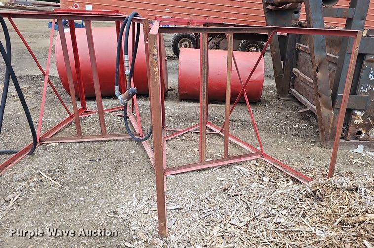 image for item DO2769 (2) fuel tanks