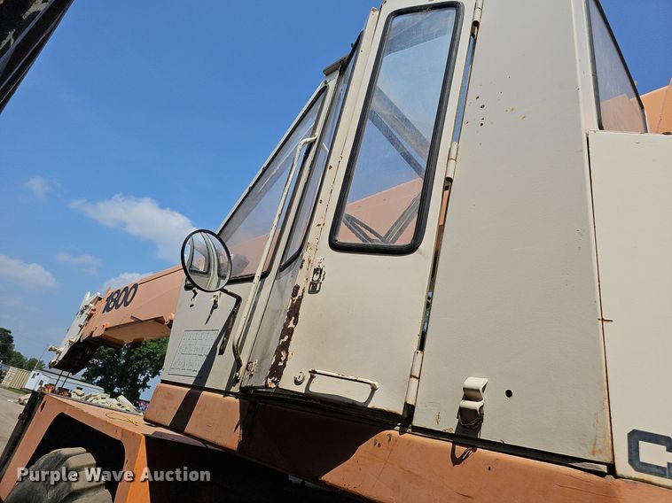 image for item DO2771 1976 Case Drott 1800CC  crane