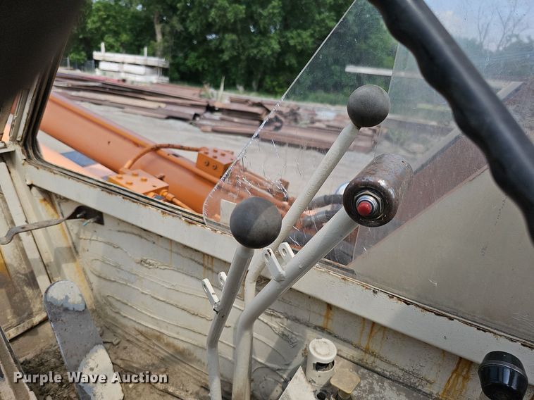 image for item DO2771 1976 Case Drott 1800CC  crane