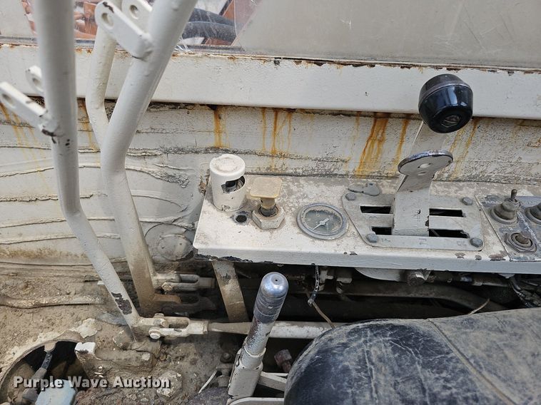 image for item DO2771 1976 Case Drott 1800CC  crane