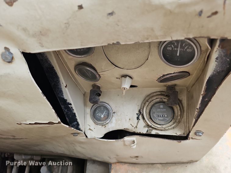 image for item DO2771 1976 Case Drott 1800CC  crane