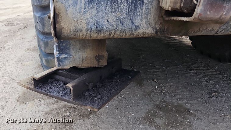 image for item DO2771 1976 Case Drott 1800CC  crane