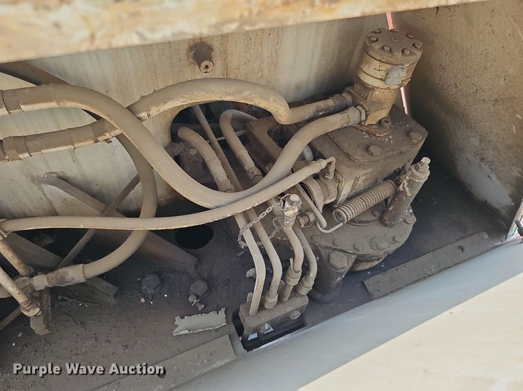 image for item DO2771 1976 Case Drott 1800CC  crane