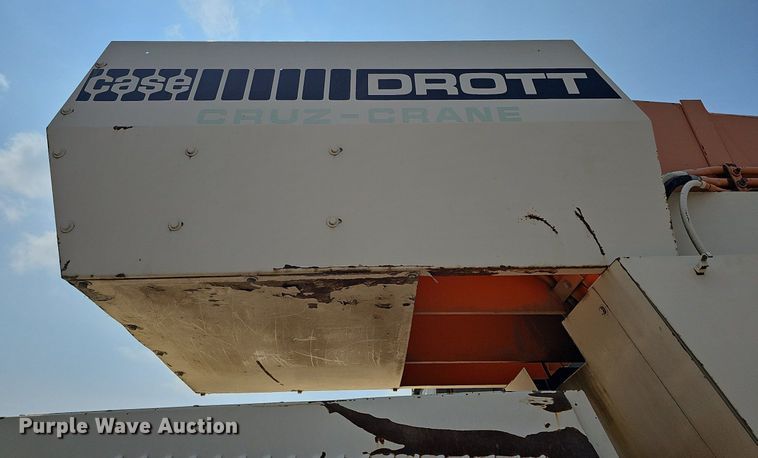 image for item DO2771 1976 Case Drott 1800CC  crane