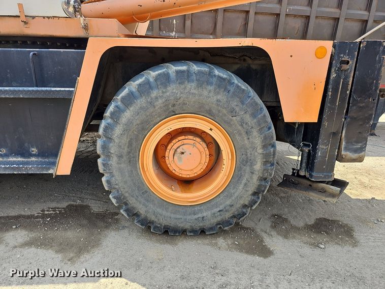 image for item DO2771 1976 Case Drott 1800CC  crane