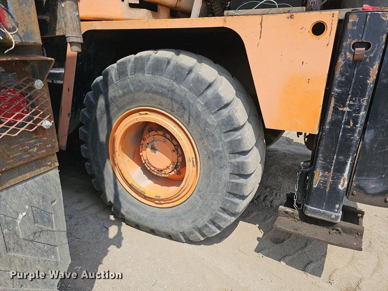 image for item DO2771 1976 Case Drott 1800CC  crane