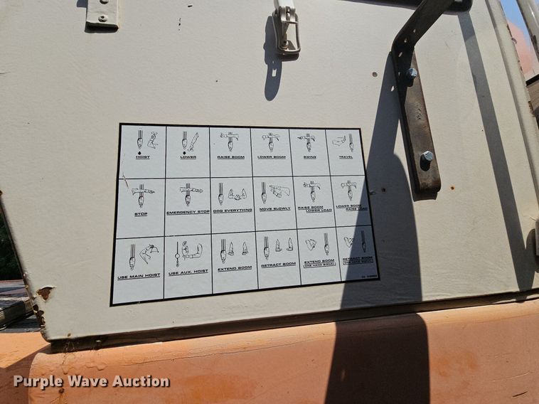 image for item DO2771 1976 Case Drott 1800CC  crane