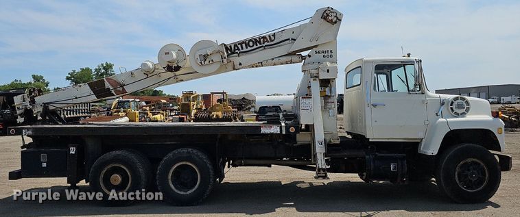 image for item DO2772 1982 Ford 8000  crane truck