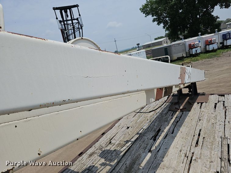 image for item DO2772 1982 Ford 8000  crane truck