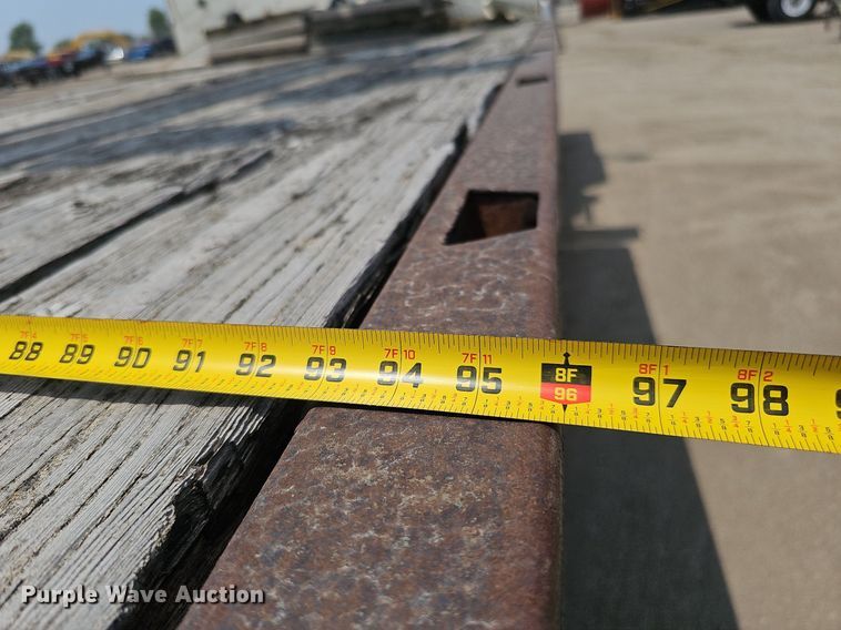 image for item DO2772 1982 Ford 8000  crane truck