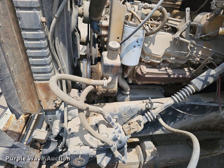 image for item DO2772 1982 Ford 8000  crane truck