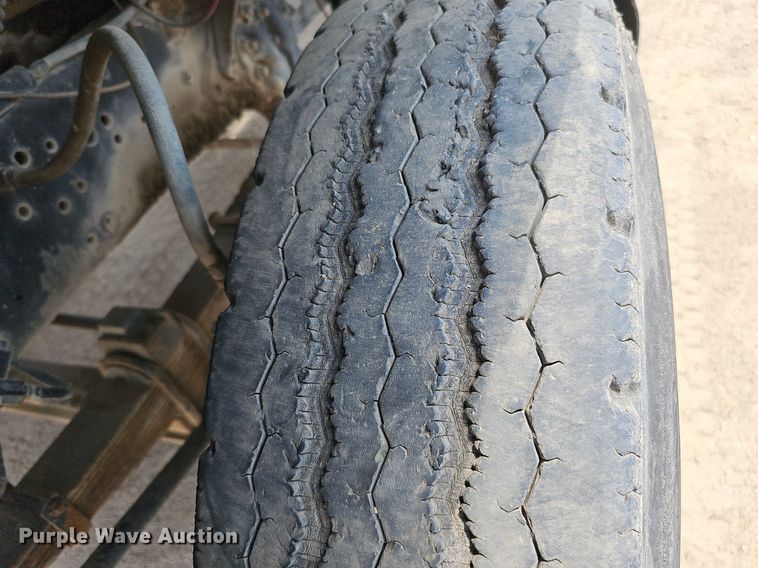 image for item DO2772 1982 Ford 8000  crane truck