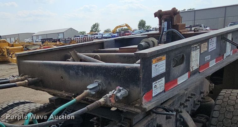 image for item DO2773 Etnyre RTB50TD3-T1  lowboy equipment trailer