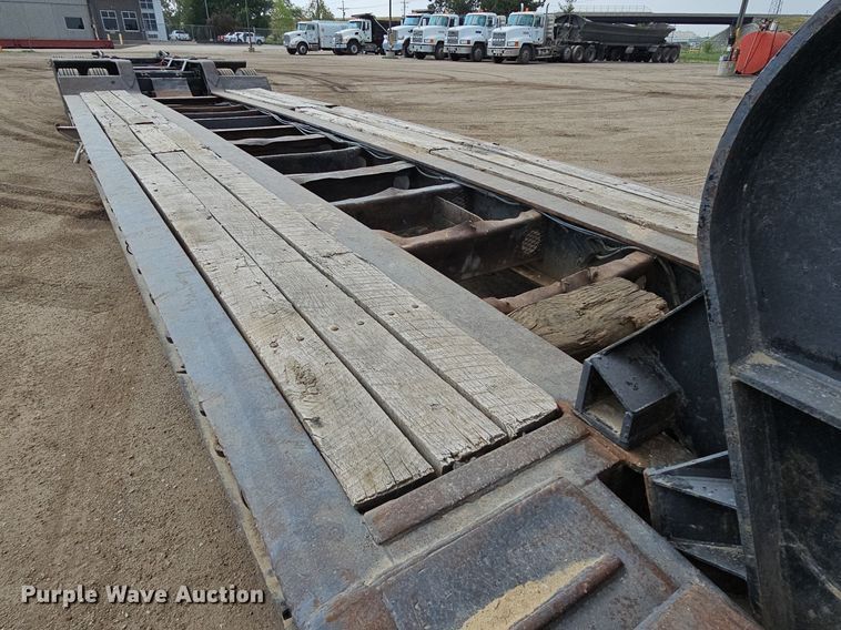 image for item DO2773 Etnyre RTB50TD3-T1  lowboy equipment trailer