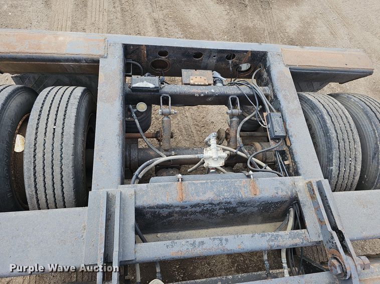 image for item DO2773 Etnyre RTB50TD3-T1  lowboy equipment trailer