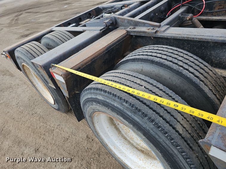 image for item DO2773 Etnyre RTB50TD3-T1  lowboy equipment trailer