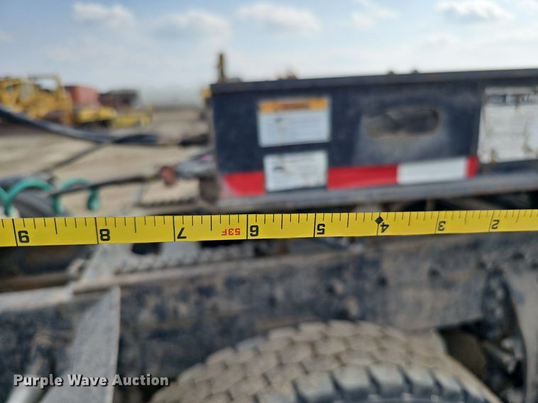 image for item DO2773 Etnyre RTB50TD3-T1  lowboy equipment trailer