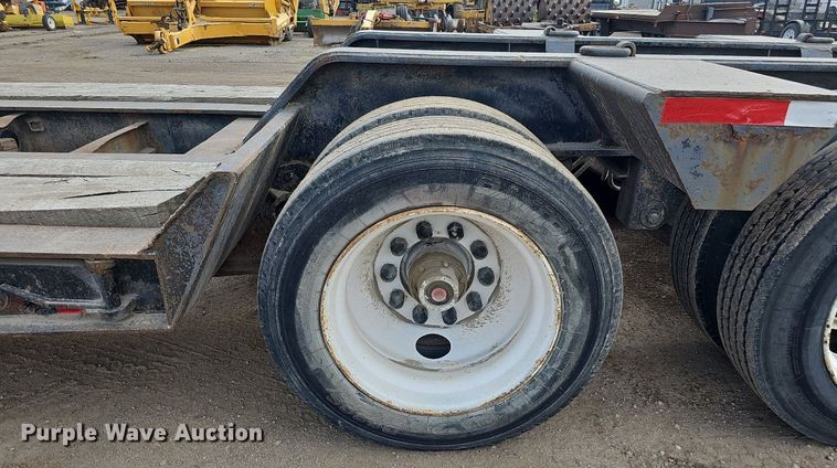 image for item DO2773 Etnyre RTB50TD3-T1  lowboy equipment trailer