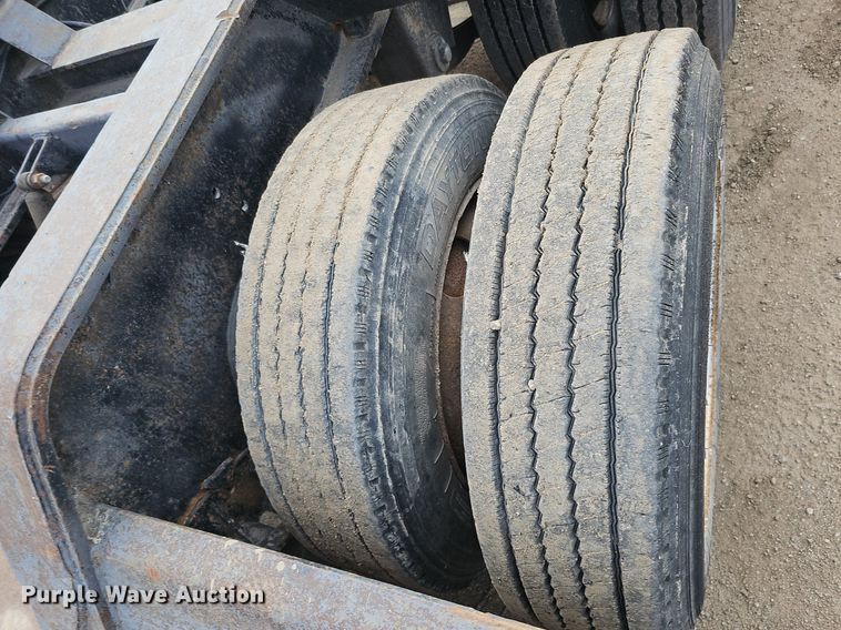 image for item DO2773 Etnyre RTB50TD3-T1  lowboy equipment trailer