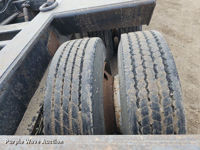 image for item DO2773 Etnyre RTB50TD3-T1  lowboy equipment trailer