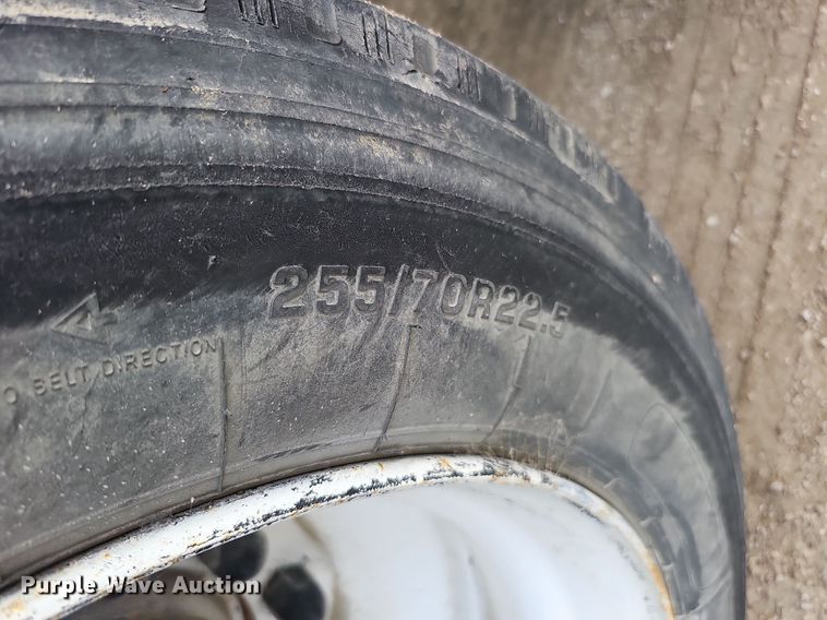 image for item DO2773 Etnyre RTB50TD3-T1  lowboy equipment trailer