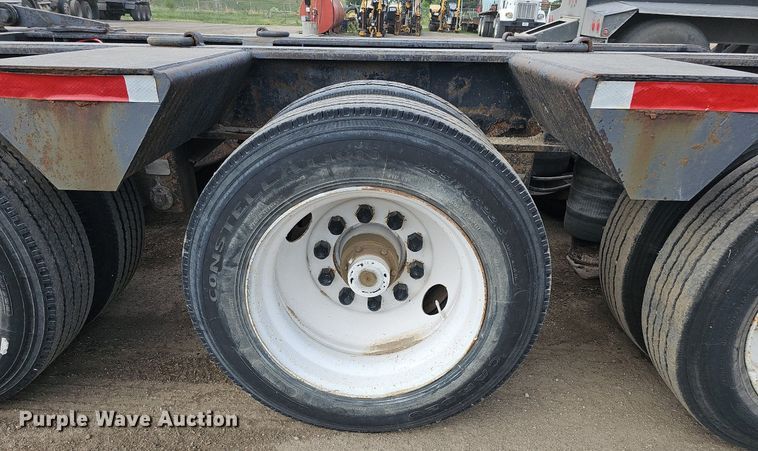 image for item DO2773 Etnyre RTB50TD3-T1  lowboy equipment trailer