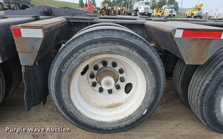 image for item DO2773 Etnyre RTB50TD3-T1  lowboy equipment trailer