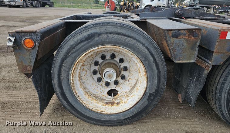 image for item DO2773 Etnyre RTB50TD3-T1  lowboy equipment trailer