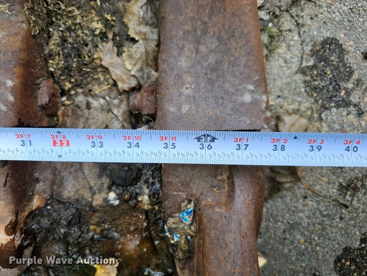 image for item DO2775 1992 John Deere 690E LC  excavator