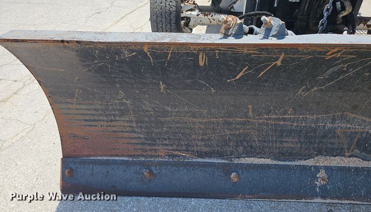 image for item DO2776 2013 Roadtec MB-85  broom