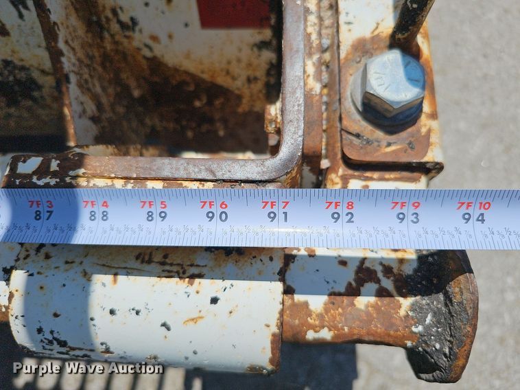 image for item DO2776 2013 Roadtec MB-85  broom