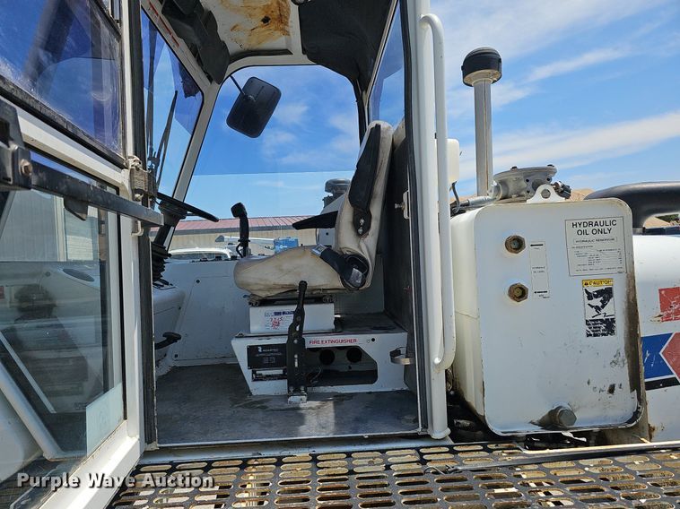 image for item DO2776 2013 Roadtec MB-85  broom