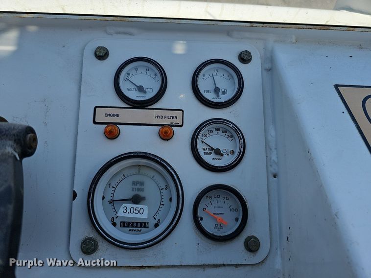 image for item DO2776 2013 Roadtec MB-85  broom