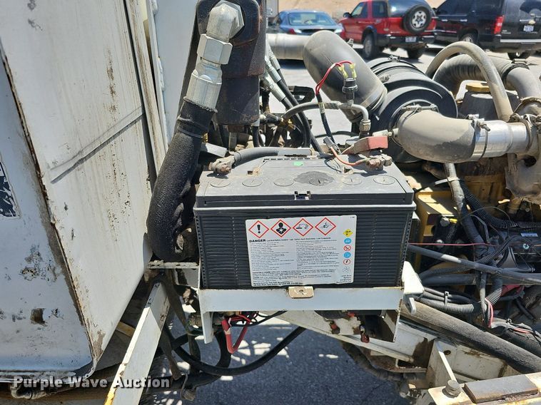 image for item DO2776 2013 Roadtec MB-85  broom