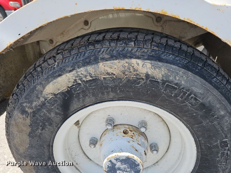 image for item DO2776 2013 Roadtec MB-85  broom