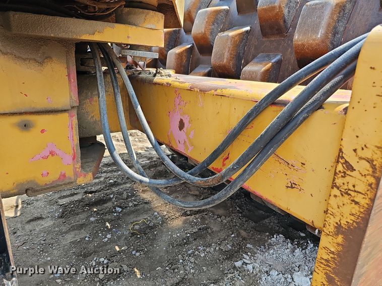 image for item DO2780 1996 Dynapac CA251PDB  single drum vibratory roller